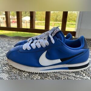 Nike Cortez Basic NBA Game Royal Shoes CI1047-400 Mens Size 9